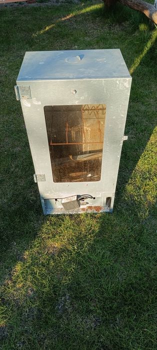 Wędzarnia ogrodowa elektryczna