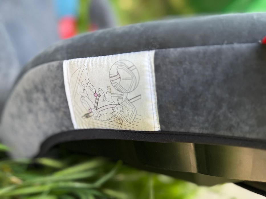 Автокресло Recaro