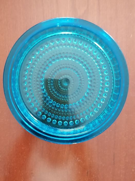 Base/cinzeiro em vidro + pequeno suporte para velas em vidro azul