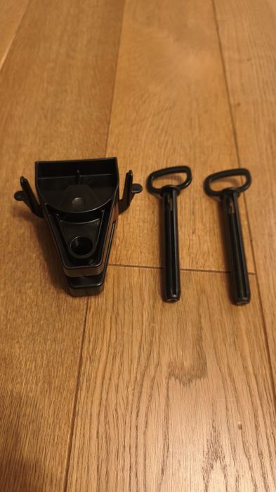 Rolly Toys Adapter do traktorów na akumulator firmy Peg Perego

Tekst