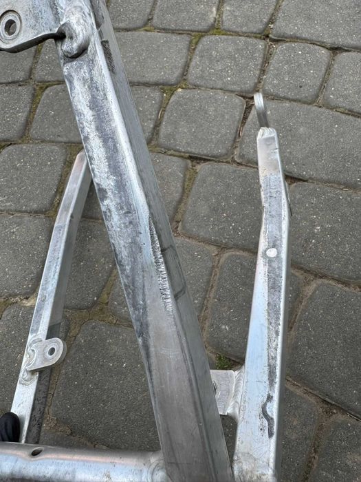 stelaz subframe zadupek tylni tyl airboxa suzuki rmz 450 r 08-17
