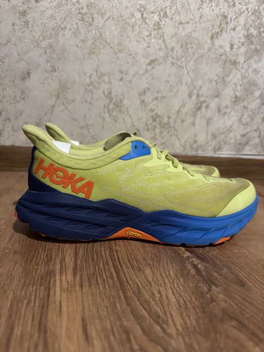 Hoka Speedgoat 5