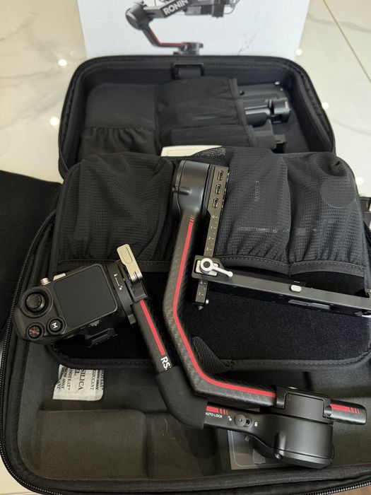 Стабілізатор для камери DJI RS 3 Pro Combo
