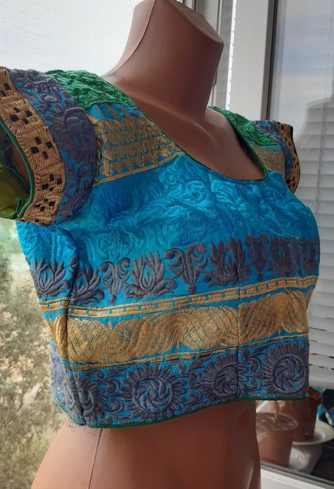 индийское чоли расшитое гладью,топ,индийская одежда,чолі