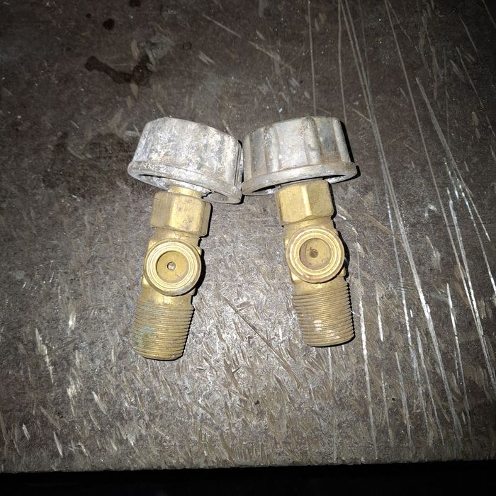 Вентиль кислородный