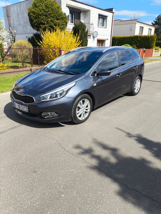 1.6 Crdi! Climatronic! Kamera! Navi! Bluetooth! Parctronic! Polecam!