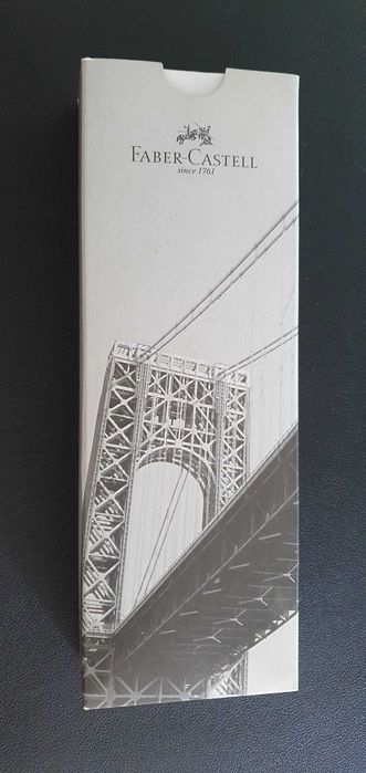 Faber Castell - caneta nova