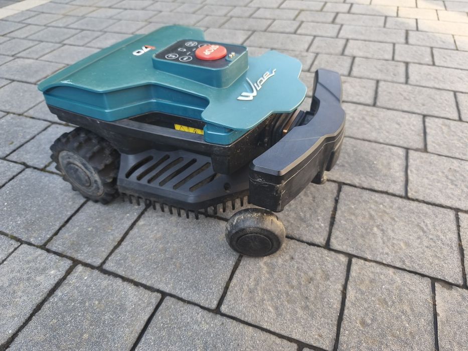 Wiper i70 robot koszący
