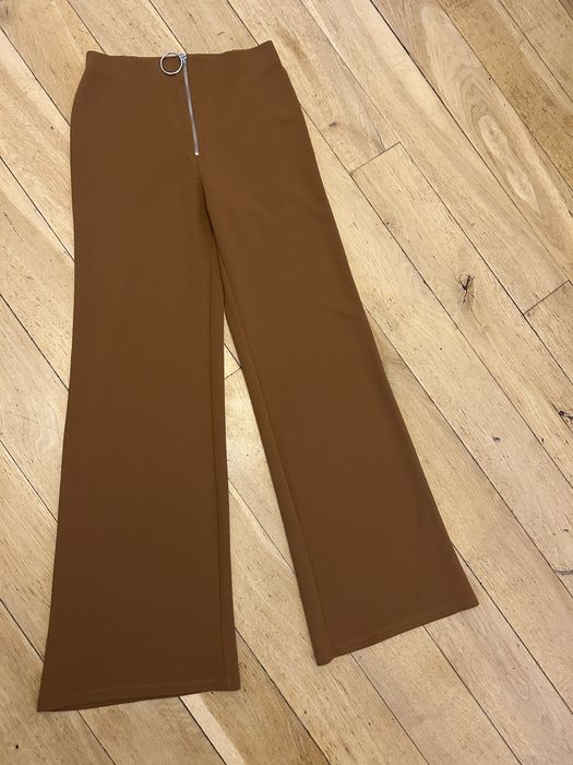 Spodnie z szerokimi nogawkami