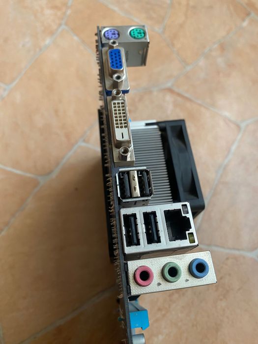 GA-A55M-DS2 материнська плата +процесор +оперативна память