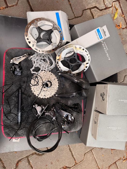 Grupa szosowa shimano ultegra di2 r8150/r8170  2/12
