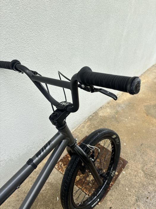 BMX wipe black and grey