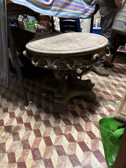 Mesa  de tampo pedra mármore e madeira