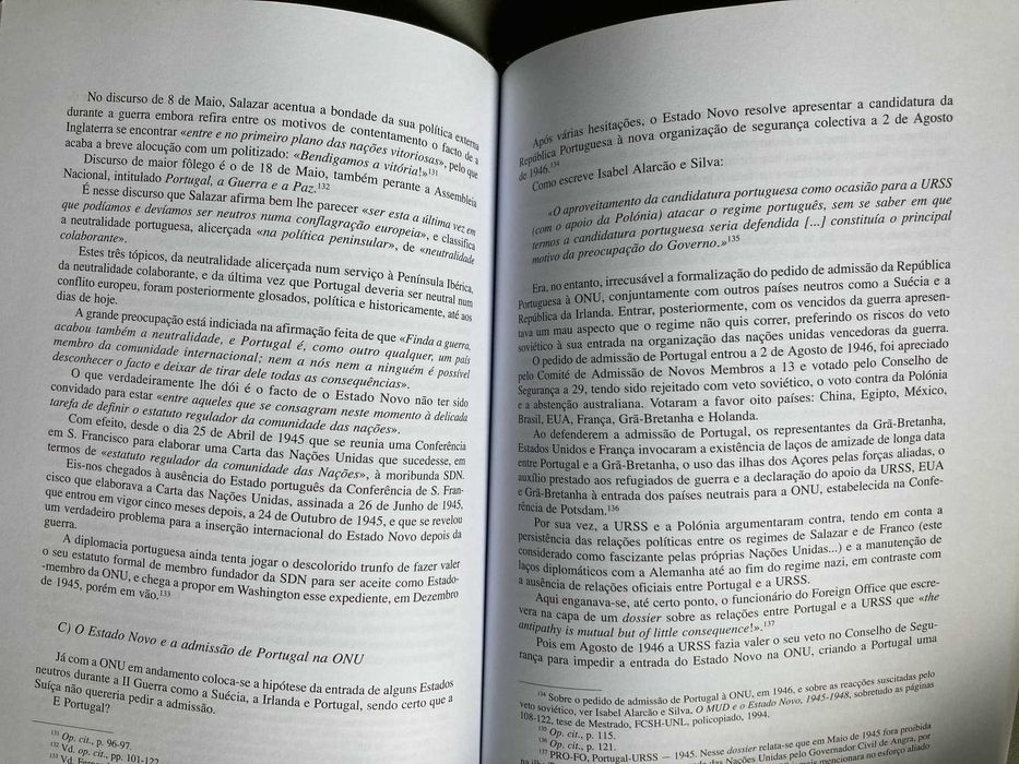 Cinco Regimes na Política Internacional, de José Medeiros Ferreira