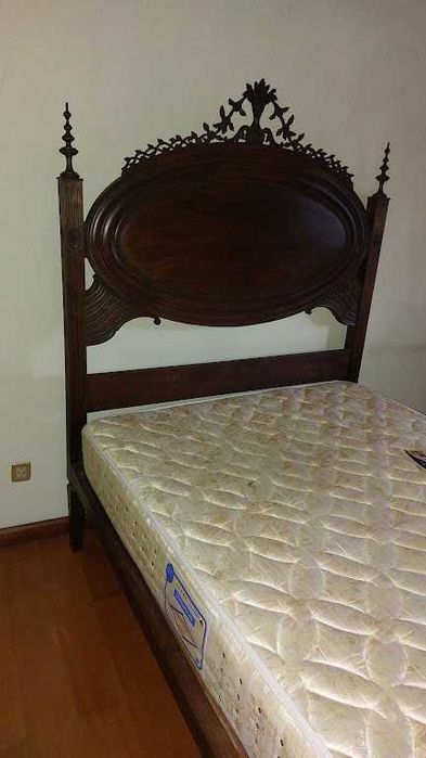 vendo cama estilo dona maria  solteiro
