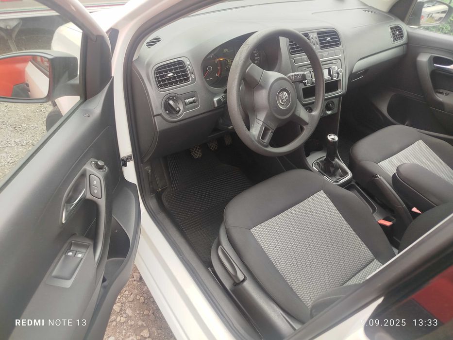 Interior Volkswagen Polo 2009 VW Polo MPI 2009 Kobierzyce •