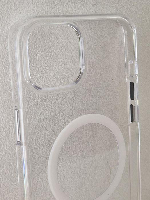 Benks Etui Magnetic Crystal do Iphone 15 Plus przezroczysty