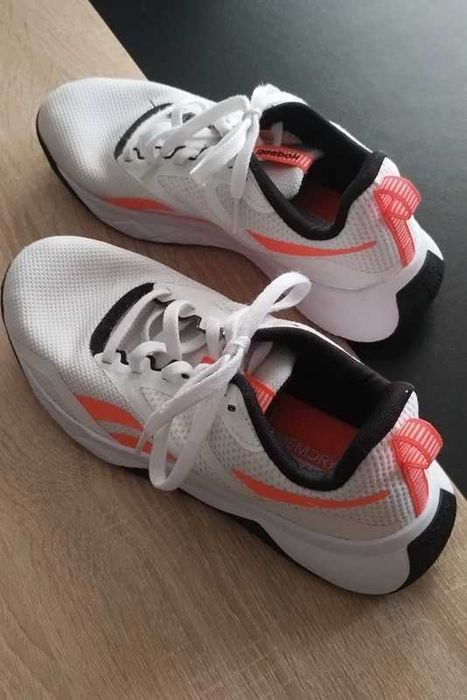 Sapatilhas Reebok 39
