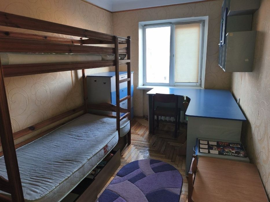 Оренда 3 к. кв. вул.Чарівна