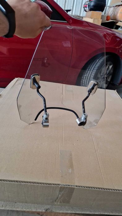 Viseira de moto universal