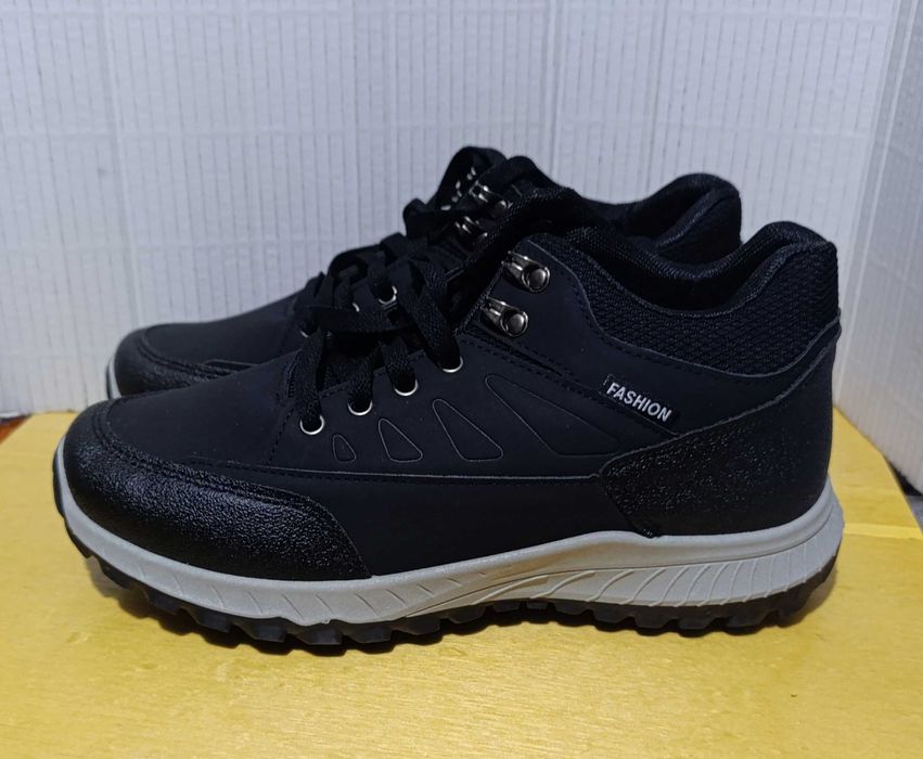 Botas Novas.    A ESTREAR