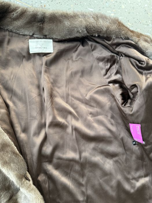 Норкова шуба женская