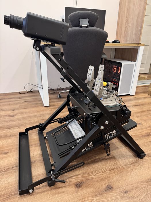 Стійка/кокпіт для керма gt omega apex + titan pedal adjustment plate