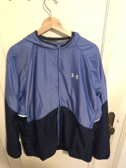 Casacos/Jaqueta com capuzes Under Armor Cold Gear XL NOVO