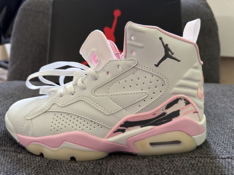 Кросівки nike air jordan mvp shy pink