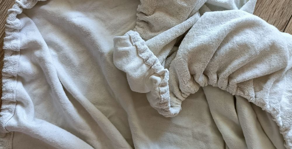 Prześcieradło frotte do łóżeczka dziecięcego, 90x160 cm