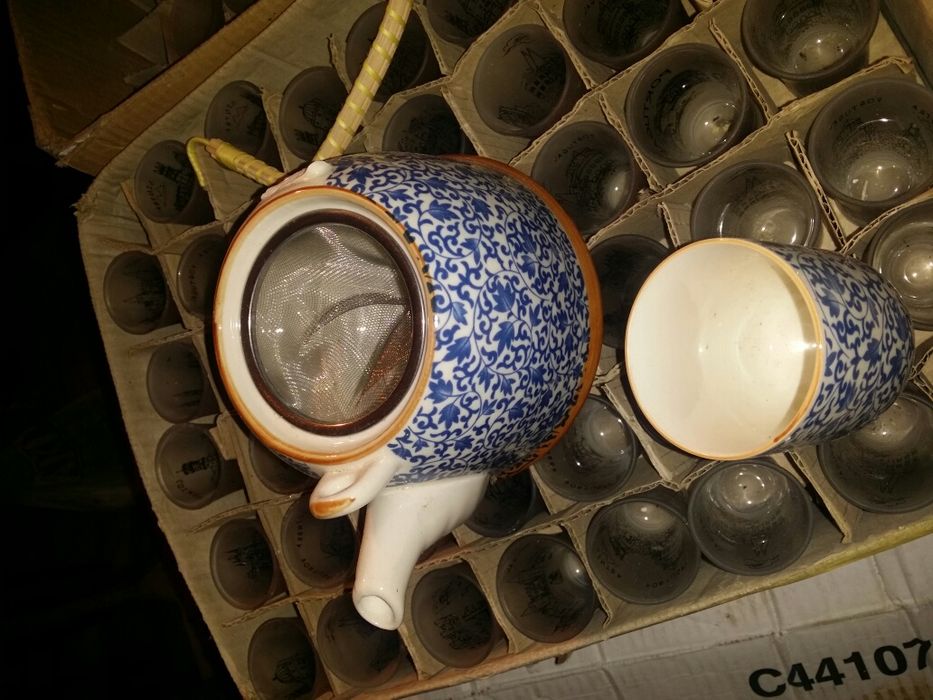 Cafeteira mais 6 canecas