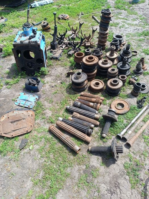 корпус КПП коробка шестерня запчастини МТЗ 50 80 82