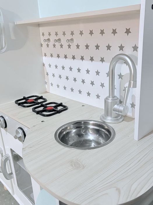Cozinha Infantil de Madeira - Excelente Estado