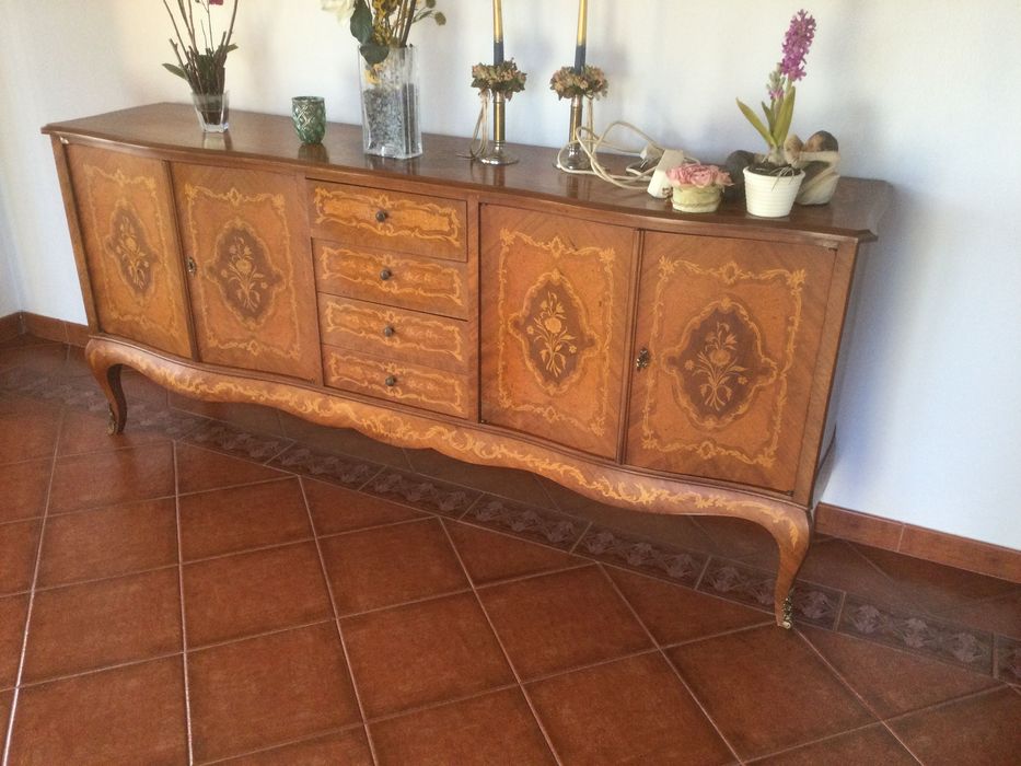 Aparador Luís XVI Madeira maciça Pau Cetim embutidos 1,78 mt