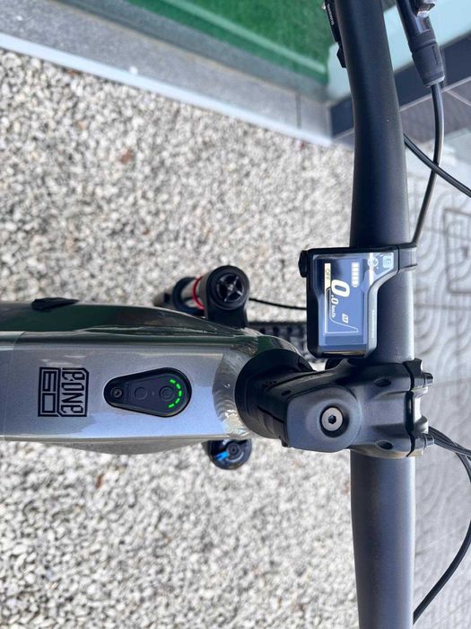 Merida eONE-SIXTY 875