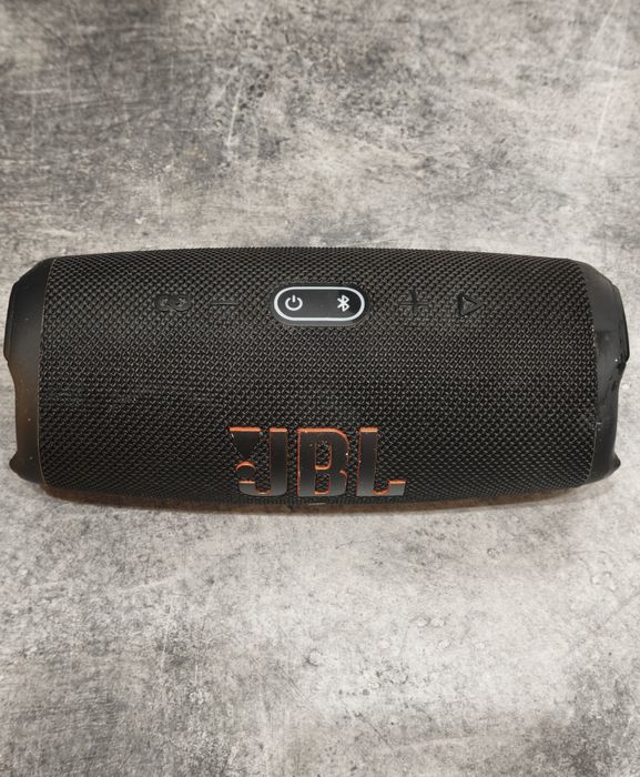 JBL Charge 5 Czarny