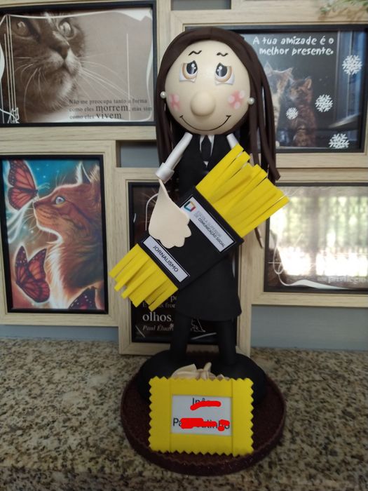 Bonecos em E.V.A. Universitários