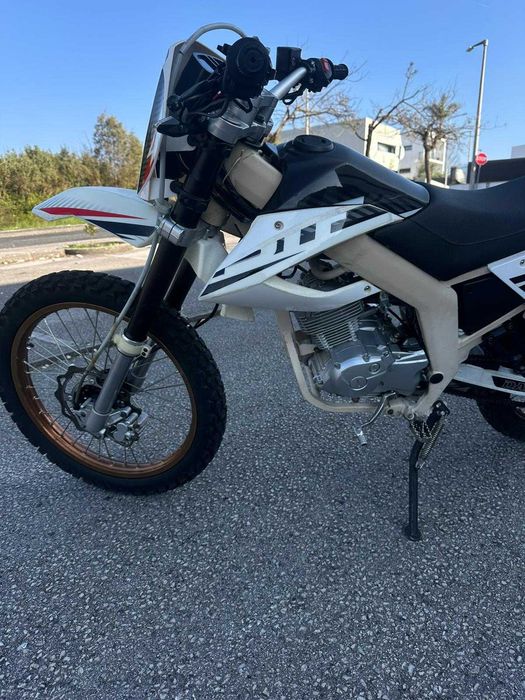 Mota de Cross / Enduro  Dafier STF 125cc Matriculada