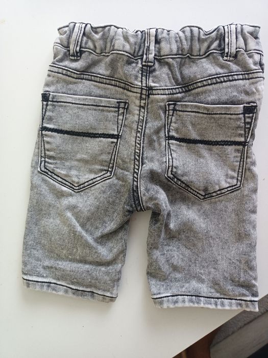 Spodenki jeansowe