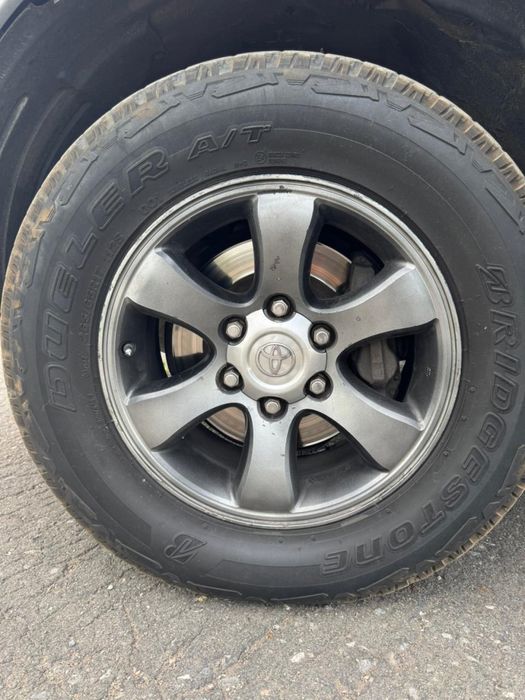 Продам Toyota Land Cruiser Prado