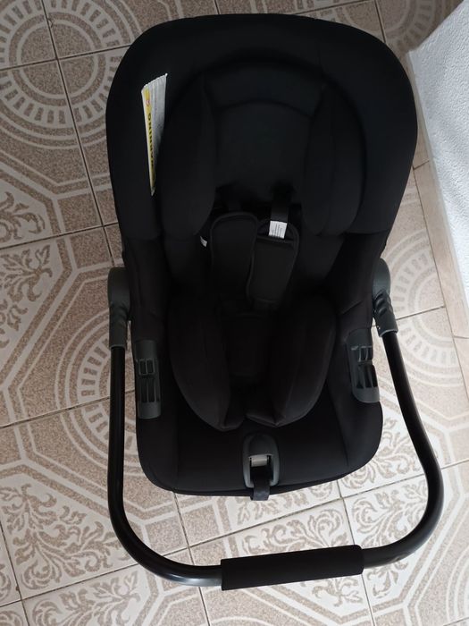 Carrinho passeio Chicco + cadeira auto
