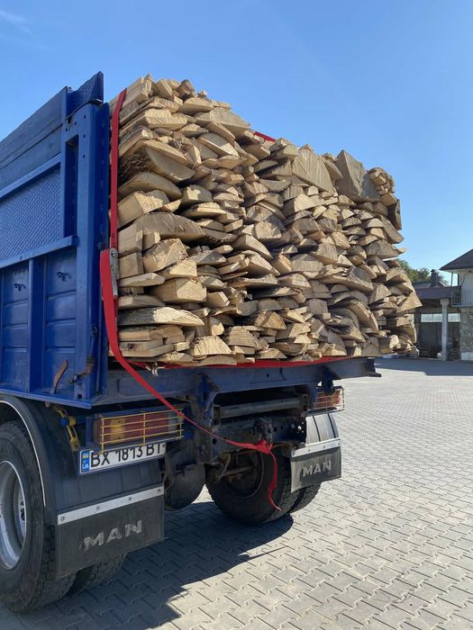 Дрова-відрізки з пілорами.Ясен,дуб.