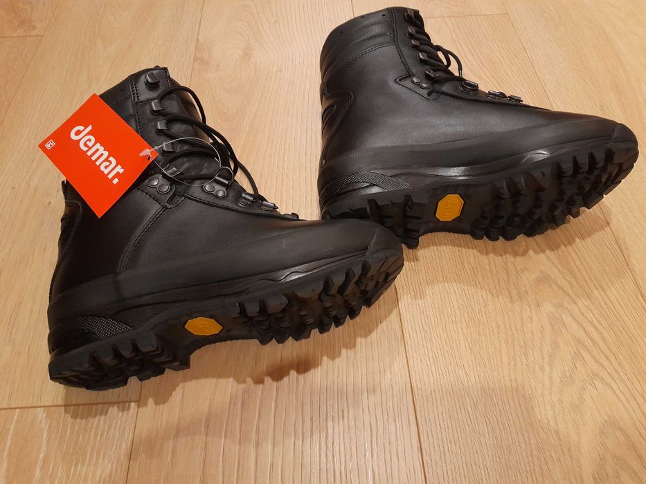 Nowe buty specjalne z membraną demar r.22.5