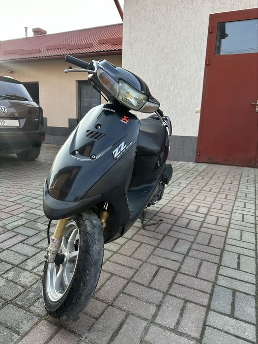 Скутер Suzuki zz inch up sport
