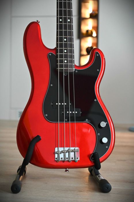 Fender Japan Precision Bass z lat 90, CAR, lekki 3,8 kg, gitara basowa precel