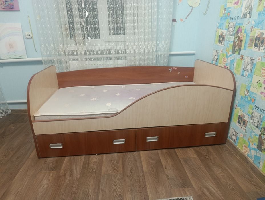Ліжко односпальне дитяче, підліткове з матрацом