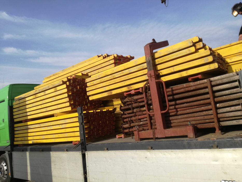 Wynajem wypożyczalnia szalunków stropowych, szalunki stropowe, stemple