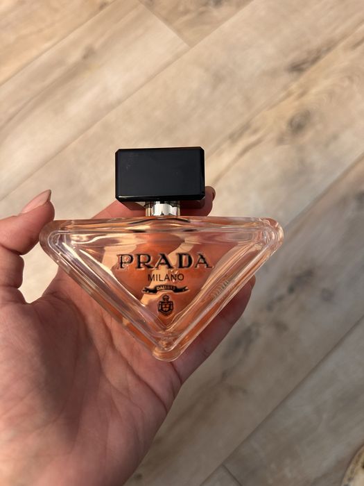 Парфуми Prada paradoxe