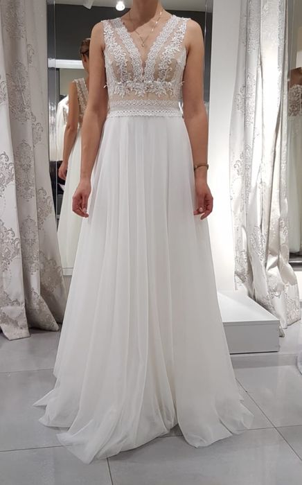 Piękna suknia ślubna