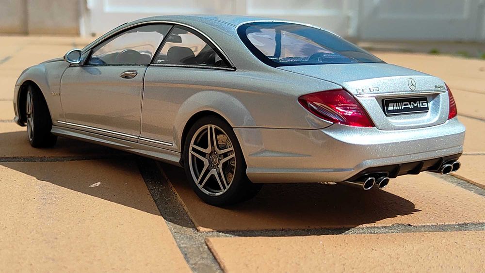 Mercedes Benz CL63 AMG Autoart
